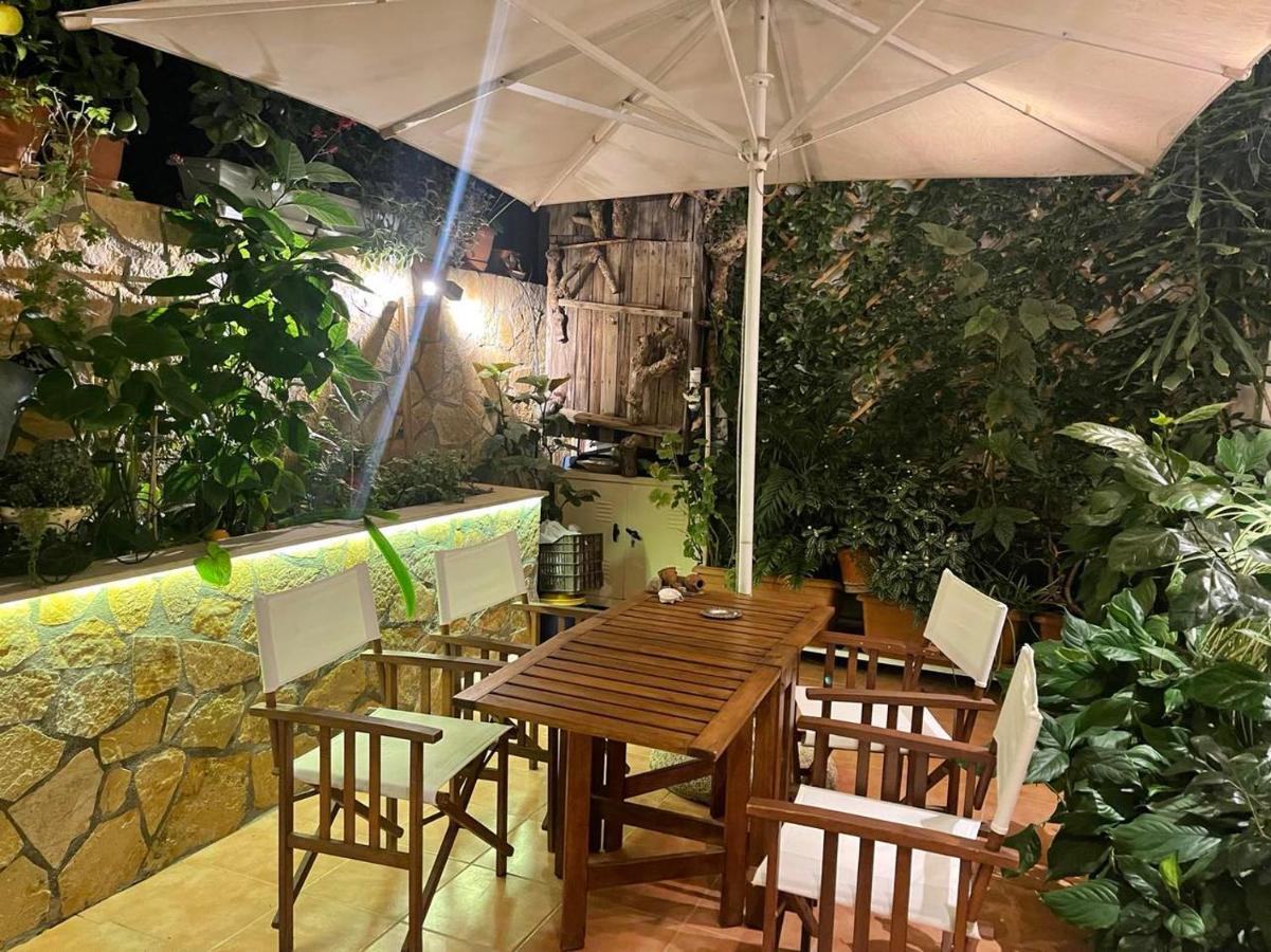 Eleonora'S Hidden Gem Apartamento Atenas Exterior foto